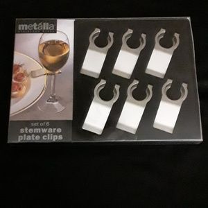 Metalla NWT Stainless Steel Stemware Plate Clips